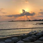 Casa Del Sol - Iris Village Universal Paphos, 2bd Holiday home Paphos