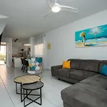 Casa Del Sol - Iris Village Universal Paphos, 2bd Holiday home *