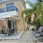 Casa Del Sol - Iris Village Universal Paphos, 2bd Holiday home Paphos