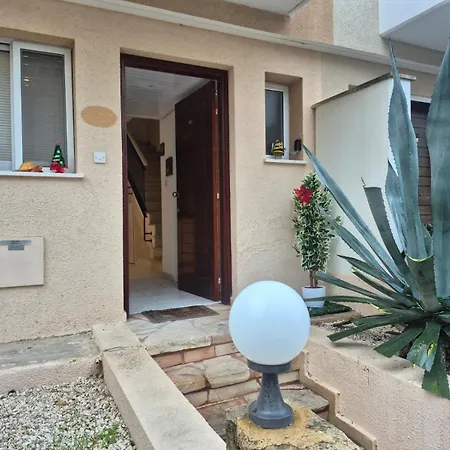 Casa Del Sol 2bd Sunlit Townhouse With Pool In Kato Paphos, Private Patio, Free Parking * Paphos
