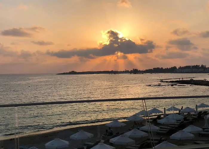 Casa Del Sol - Iris Village Universal Paphos, 2bd Feriehus Paphos