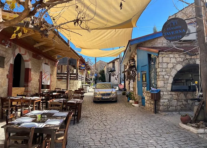 Case de vacanță Casa Del Sol - Iris Village Universal Paphos, 2bd Paphos