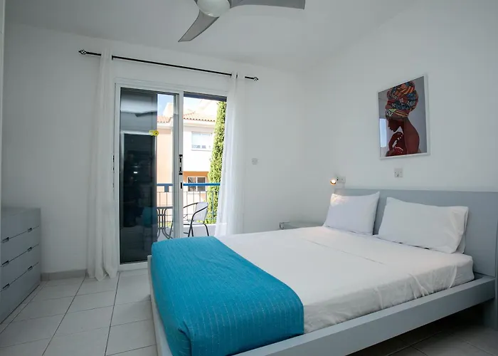 Casa Del Sol - Iris Village Universal Paphos, 2bd *