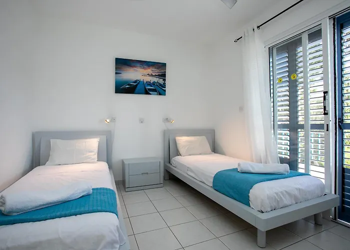 Casa Del Sol - Iris Village Universal Paphos, 2bd Paphos