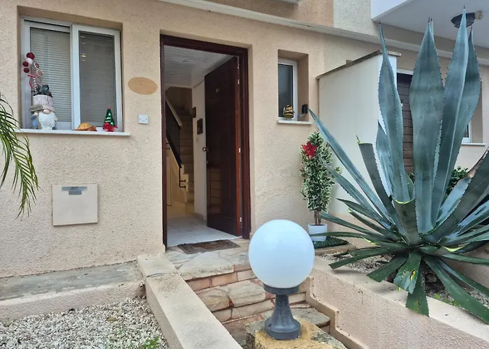 Casa Del Sol - Iris Village Universal Paphos, 2bd * Paphos