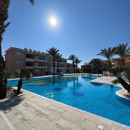 別荘 Casa Del Sol - Iris Village Universal Paphos, 2bd